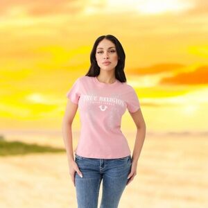 TRUE RELIGION CRYSTAL WING CREW TEE - ROSEBUD SIZE SMALL